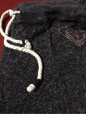 Roxy Dark Gray Heathered Drawstring Lounge Pants with White Rope